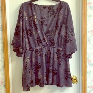 Torrid Gold and Black on Grey Kimono style Blouse